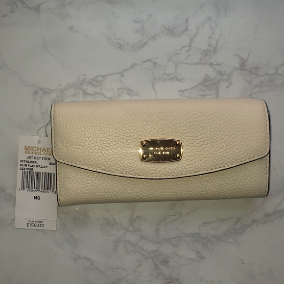 Michael Kors wallet purse - Picture 1 of 3